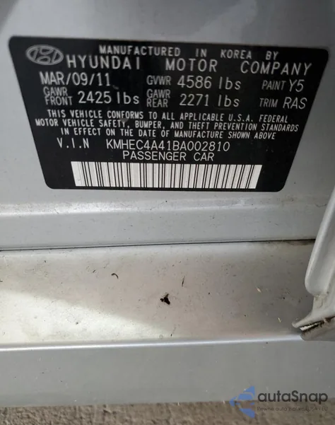 2011 Hyundai Sonata Hybrid z USA, uszkodzony, nr VIN KMHEC4A41BA002810